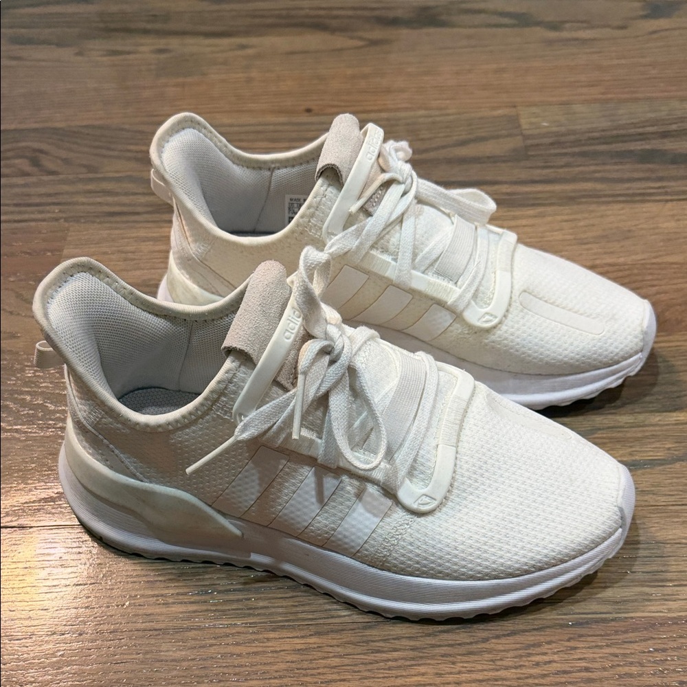 Adidas Running Shoes Sz 5.5Y